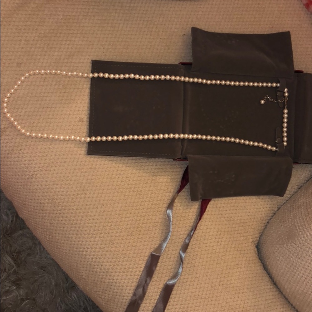 Pearl necklace